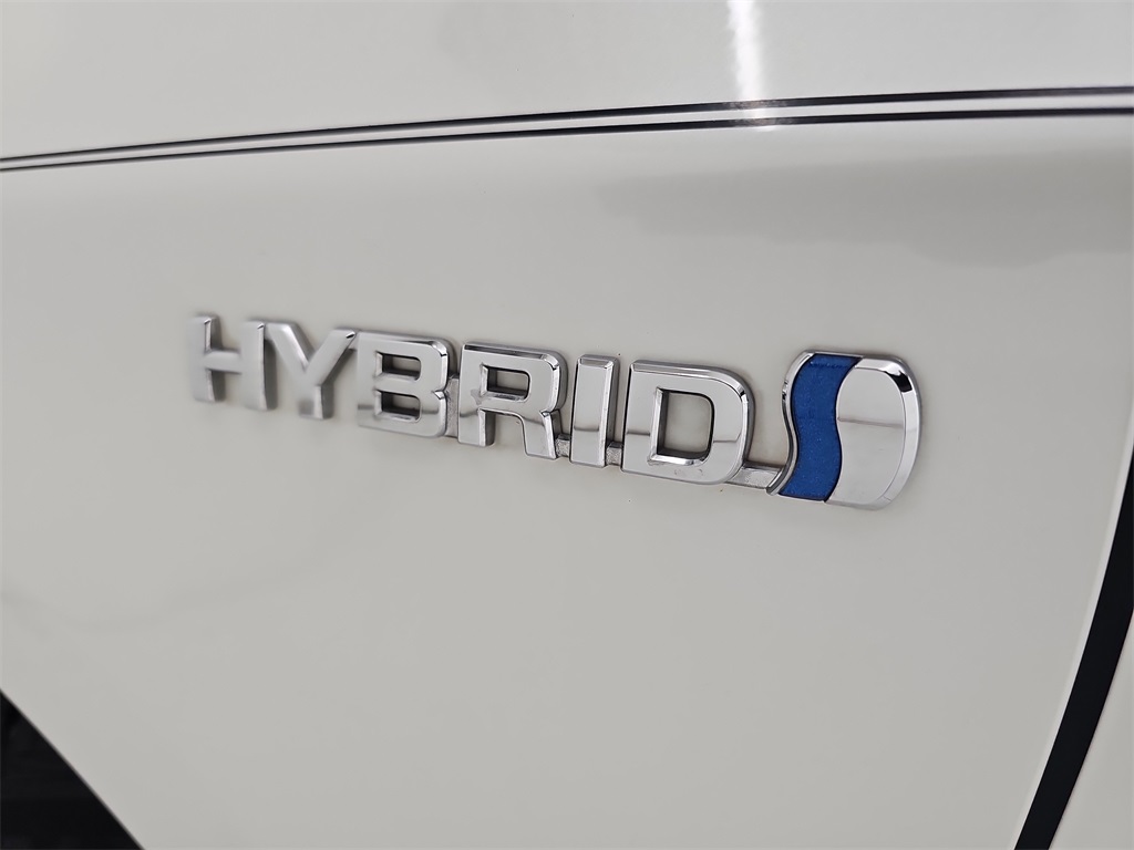 Vehicle image 43 of 45