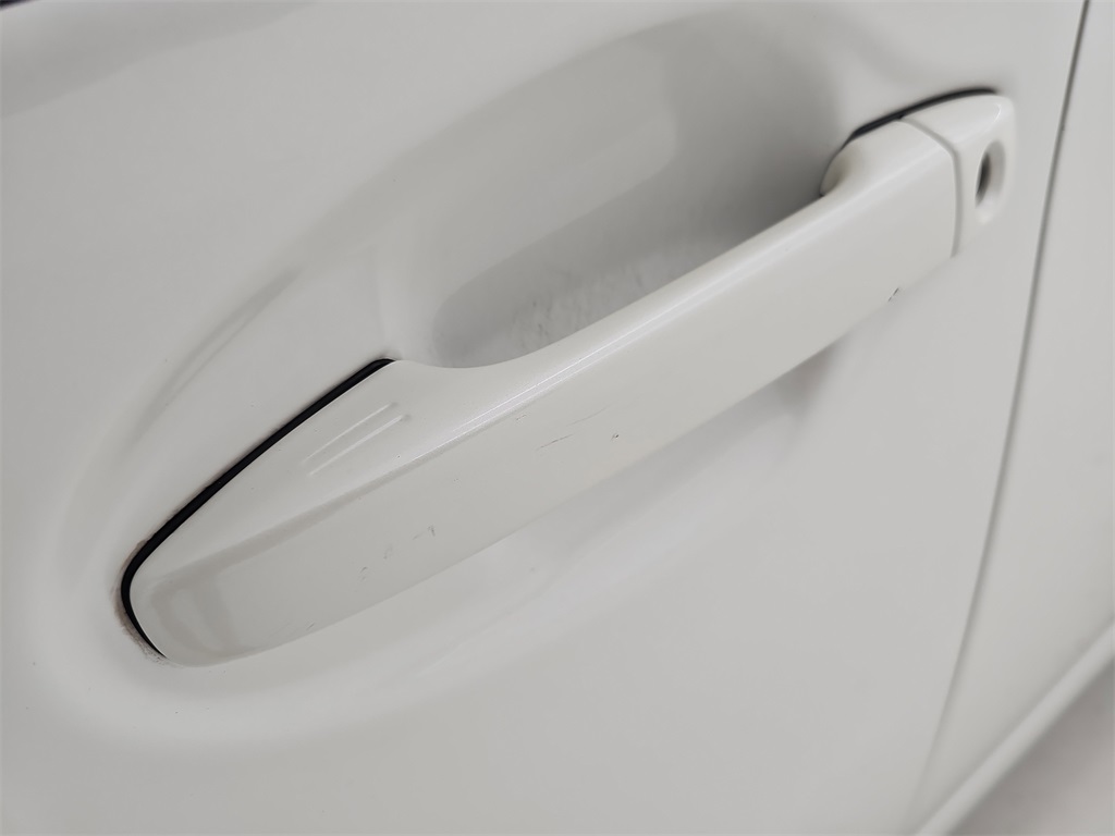 Vehicle image 44 of 45