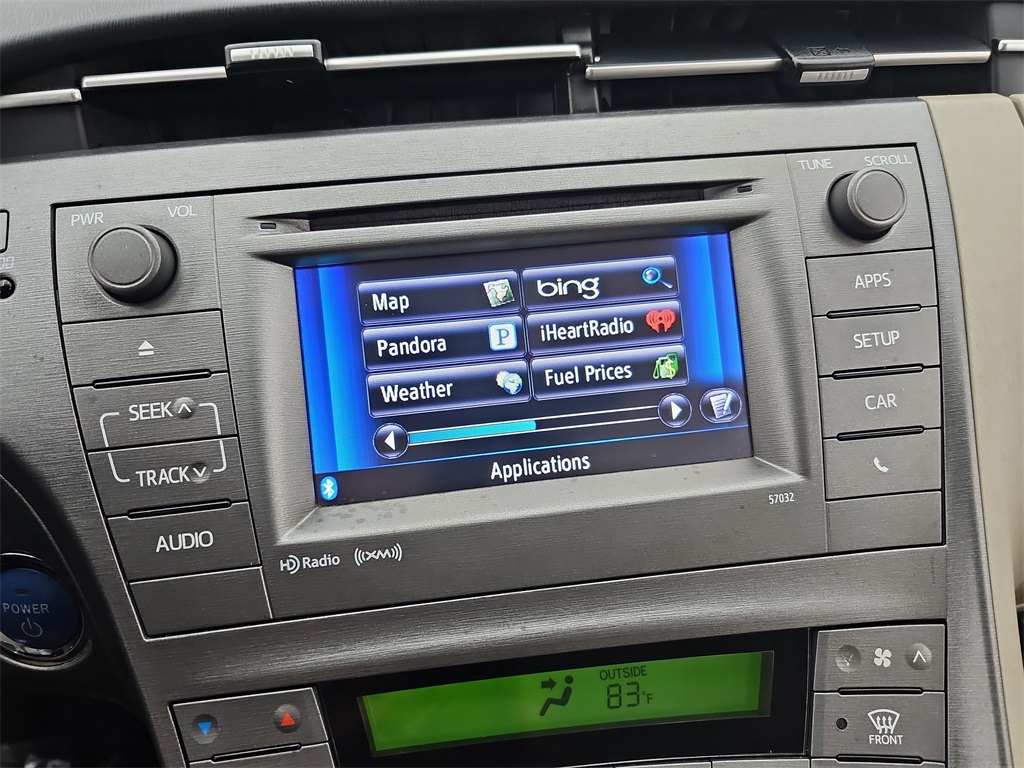 Vehicle image 26 of 45