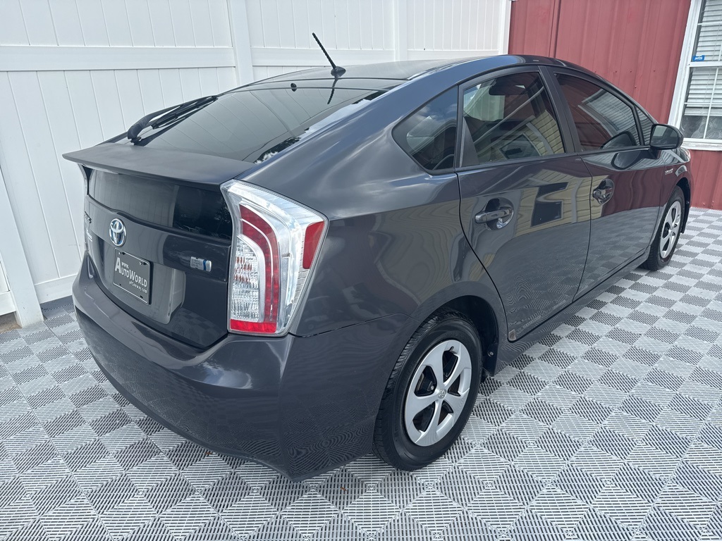 Vehicle image 9 of 59