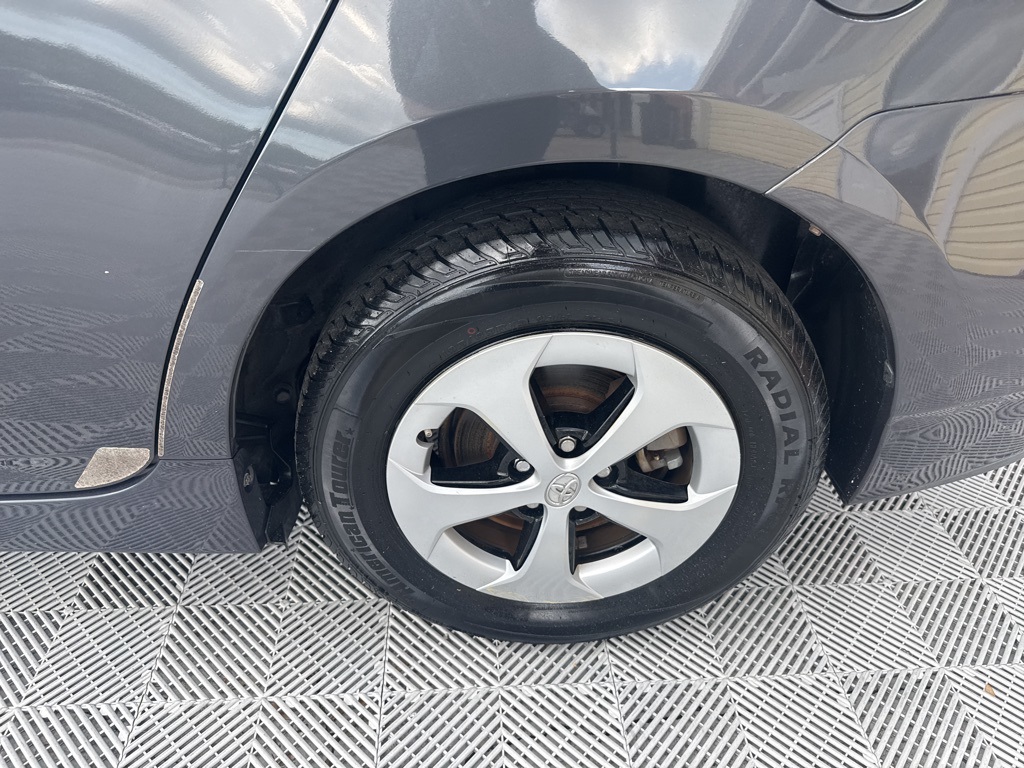 Vehicle image 24 of 59