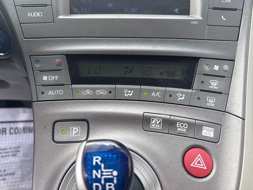 Vehicle image 41 of 59