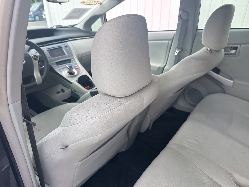Vehicle image 16 of 59