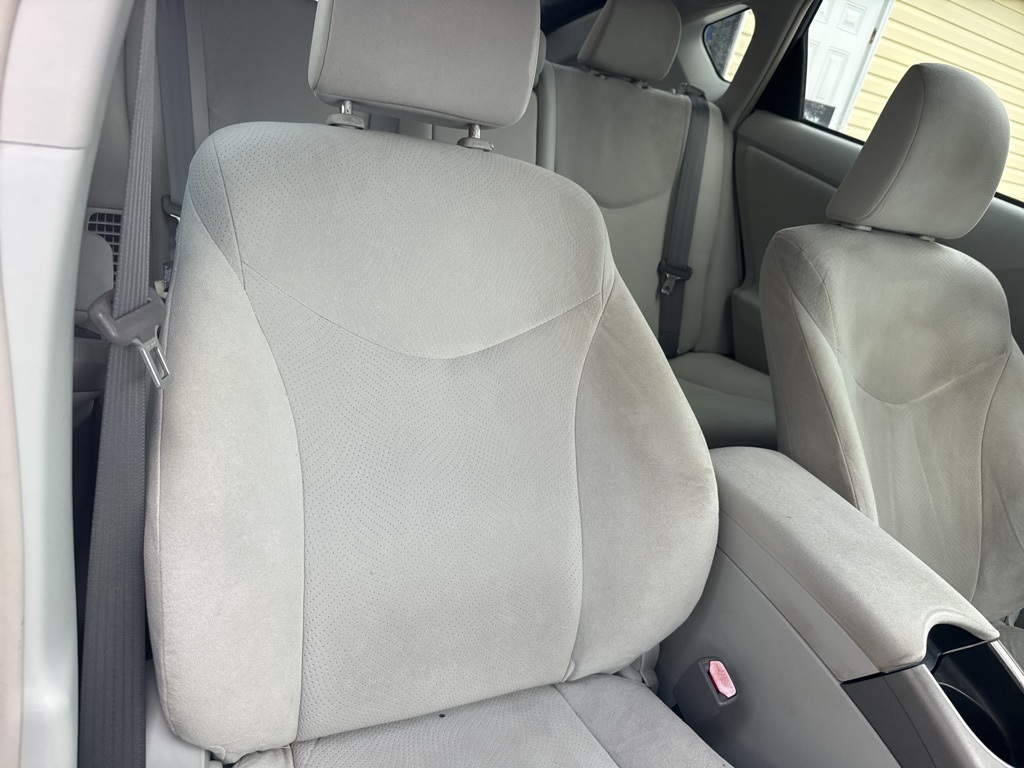 Vehicle image 33 of 59