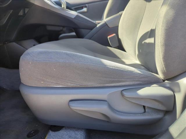 Vehicle image 19 of 33