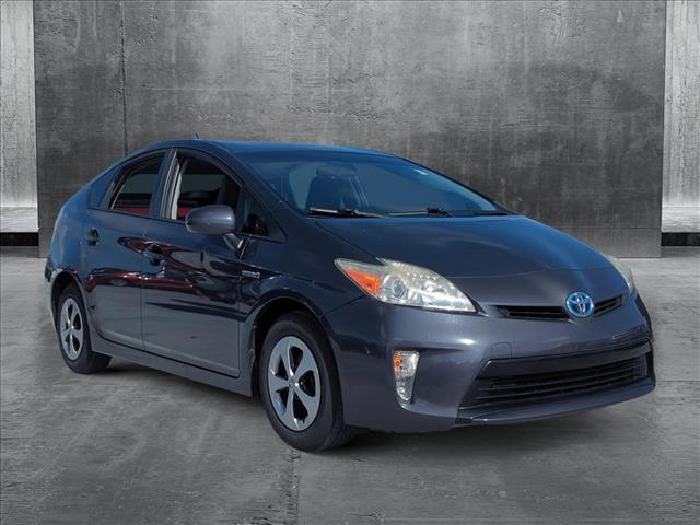 Vehicle image 3 of 33