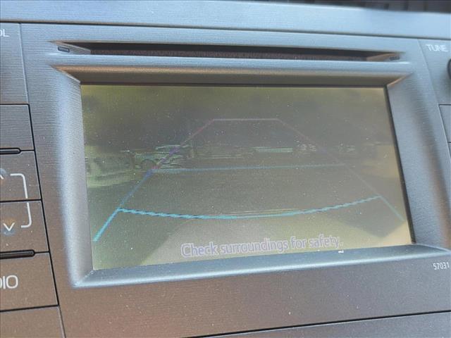 Vehicle image 13 of 33