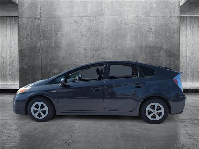 Vehicle image 8 of 33