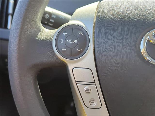 Vehicle image 15 of 33