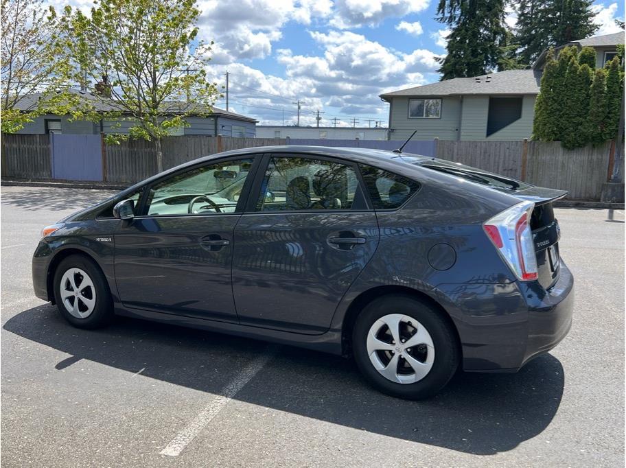 Vehicle image 6 of 25