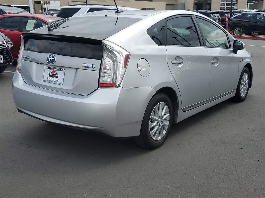 Vehicle image 3 of 28