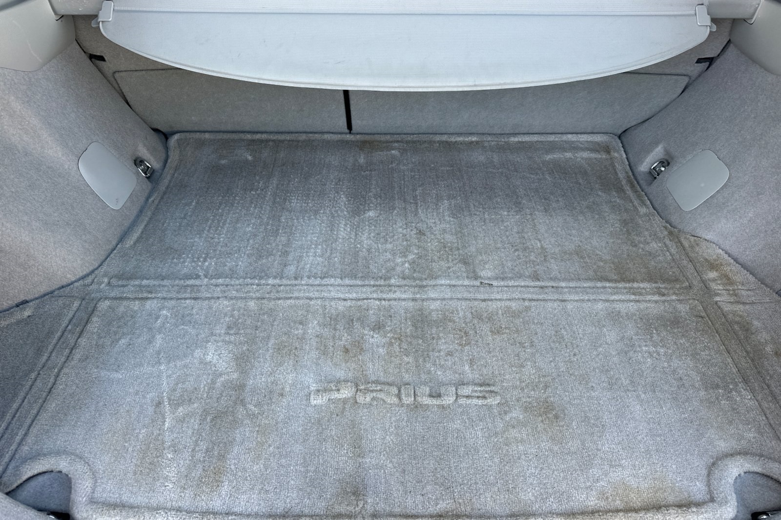Vehicle image 16 of 32