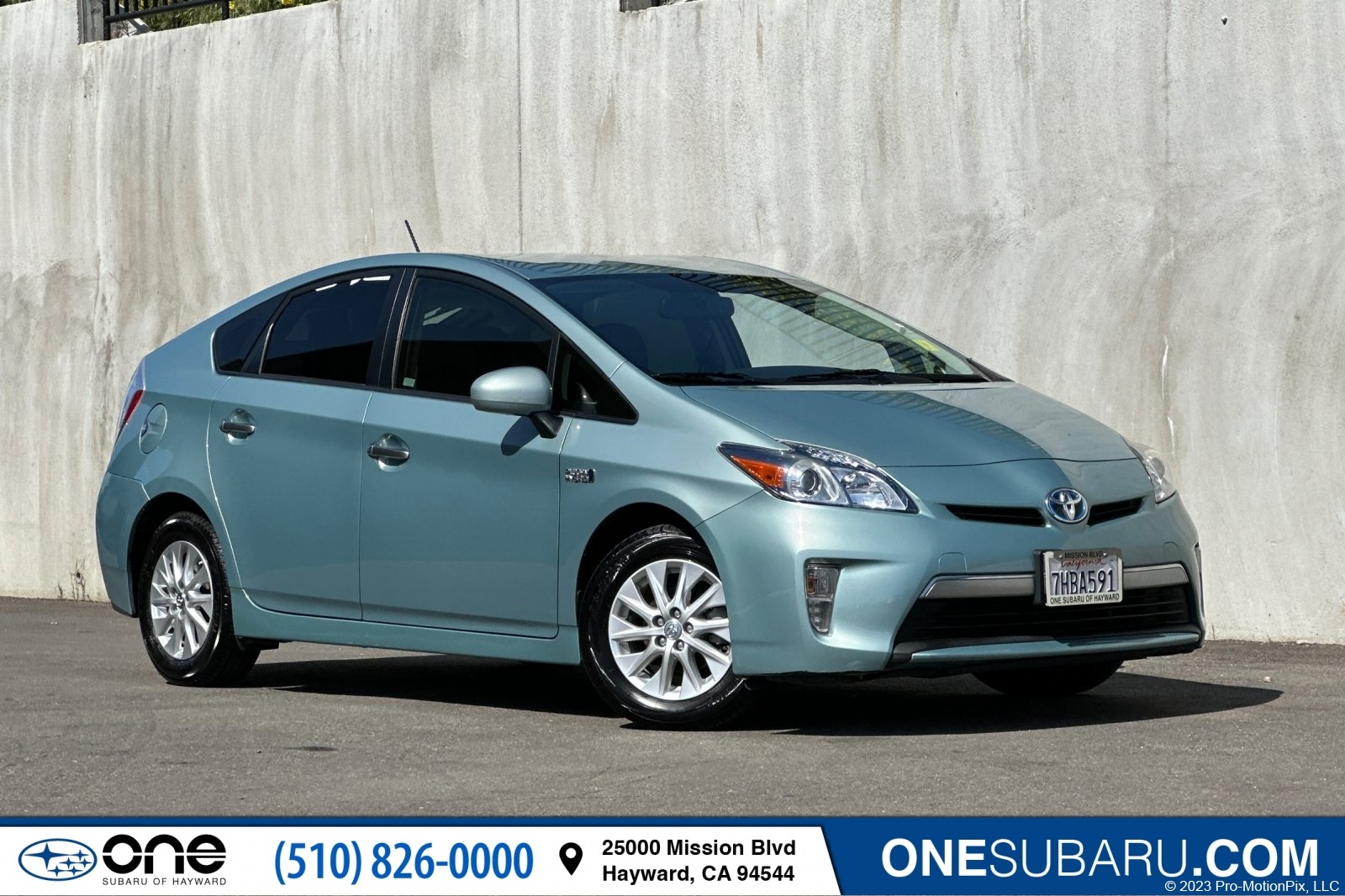 Vehicle image 9 of 32