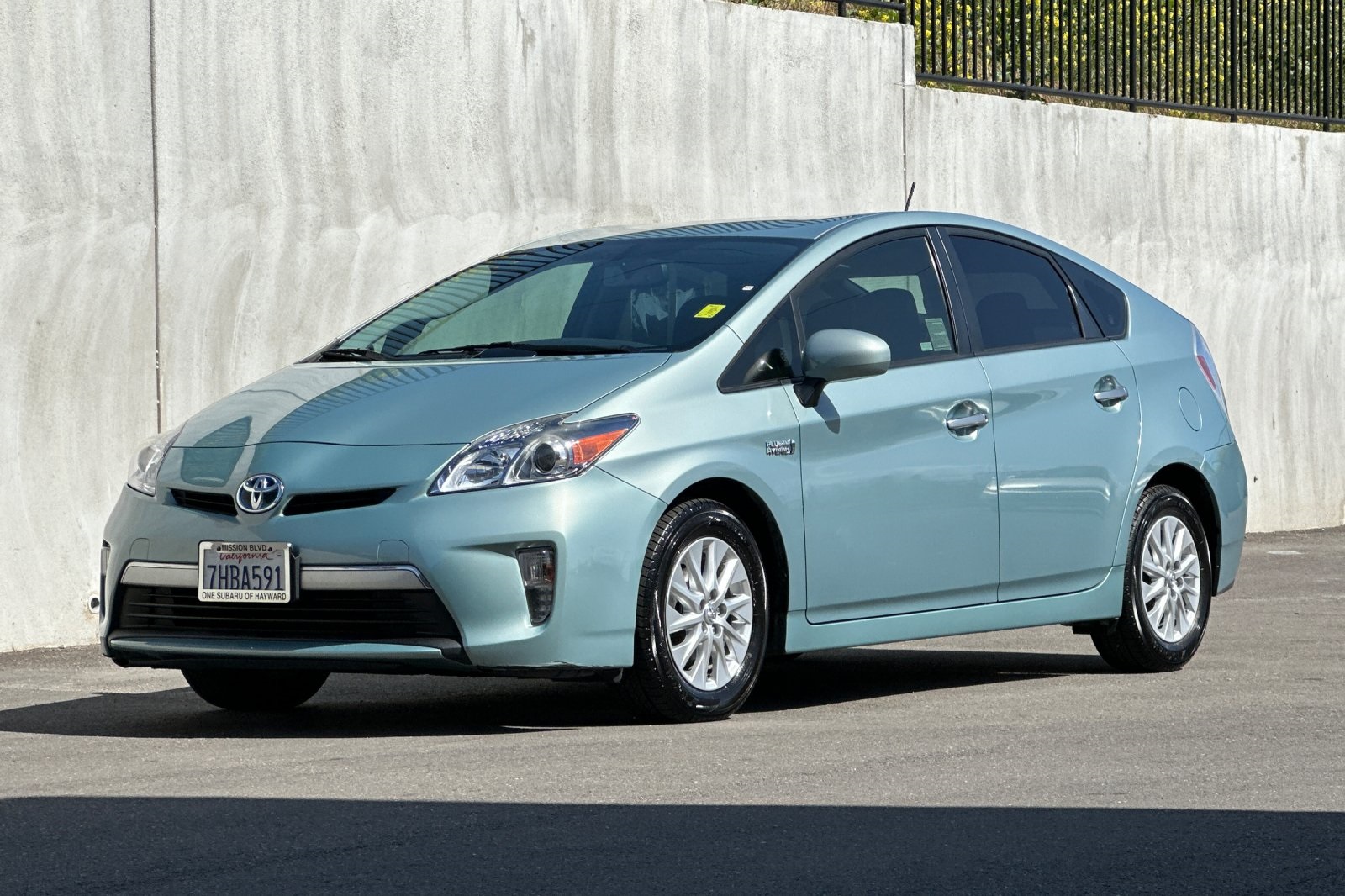 Vehicle image 1 of 32