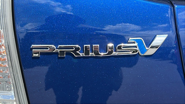Vehicle image 28 of 30