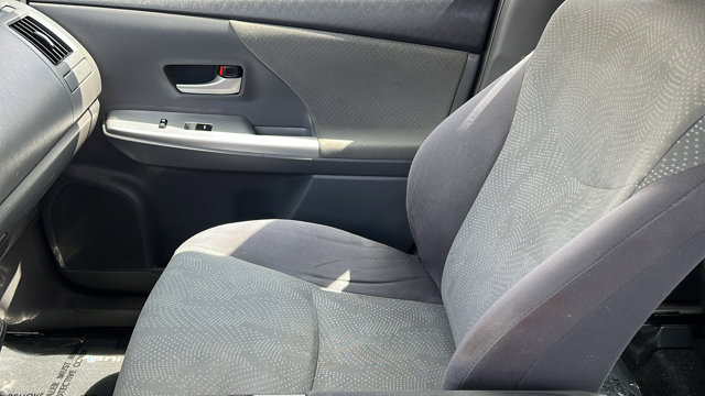 Vehicle image 12 of 30