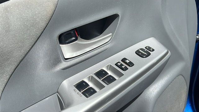 Vehicle image 22 of 30