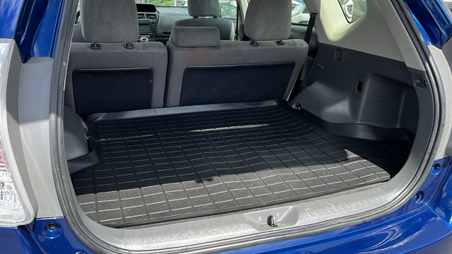 Vehicle image 27 of 30