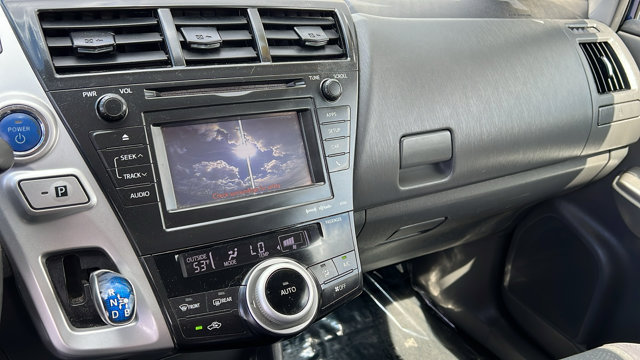 Vehicle image 16 of 30