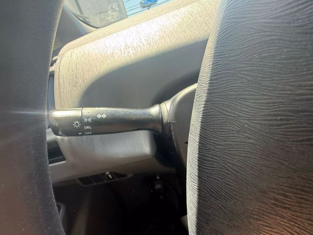 Vehicle image 15 of 34