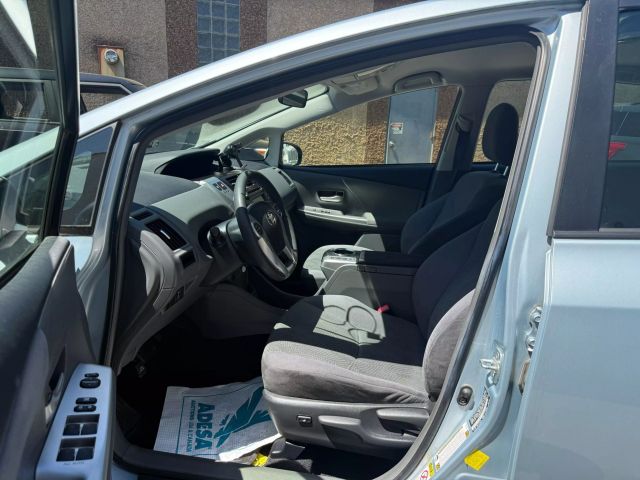 Vehicle image 26 of 34