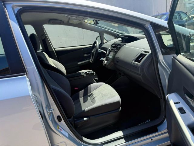 Vehicle image 28 of 34