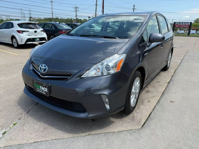 Vehicle image 2 of 52