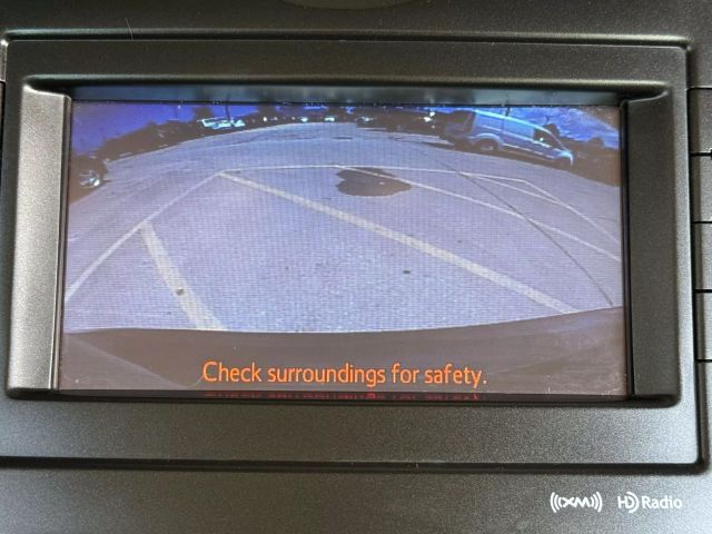 Vehicle image 39 of 52
