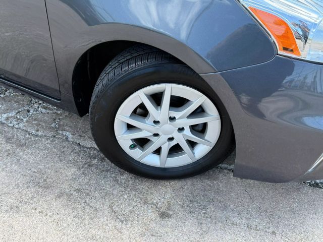 Vehicle image 52 of 52