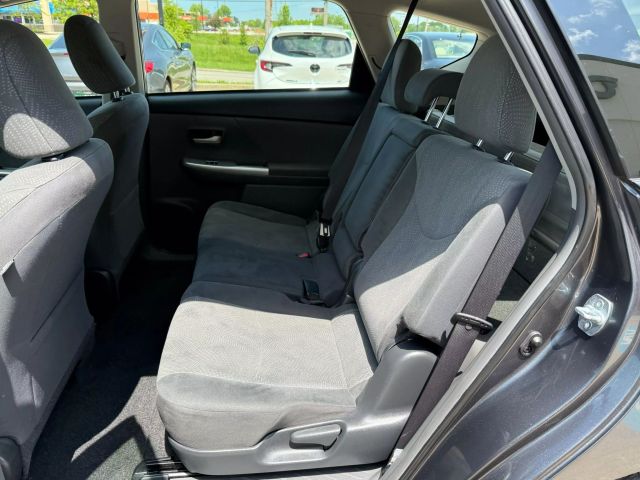 Vehicle image 21 of 52