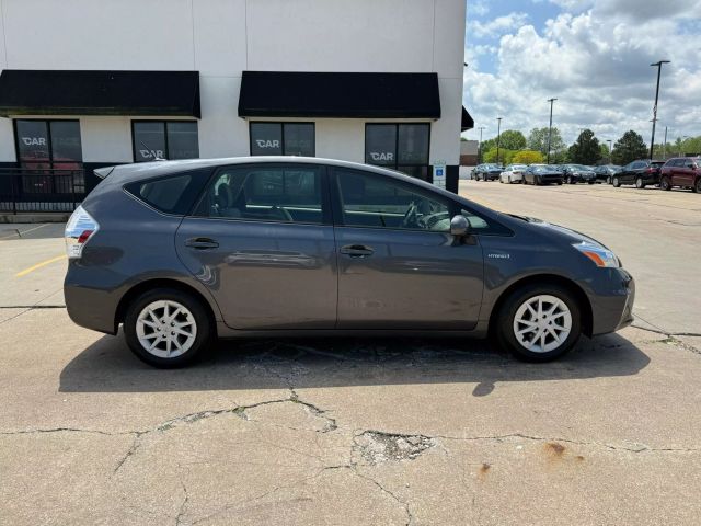 Vehicle image 5 of 52