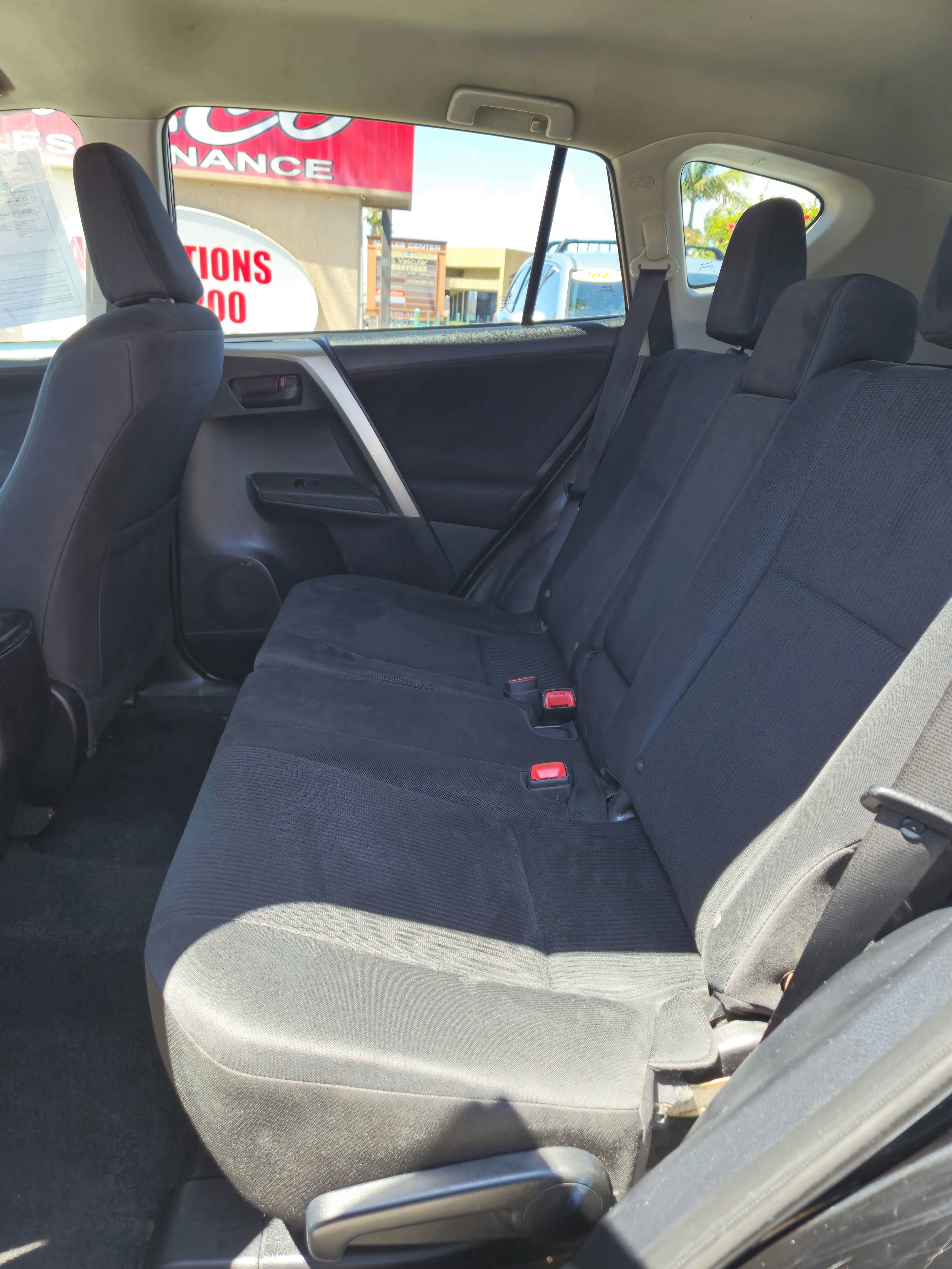 Vehicle image 15 of 22