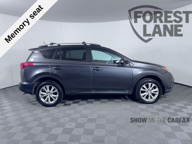 Vehicle image 4 of 40