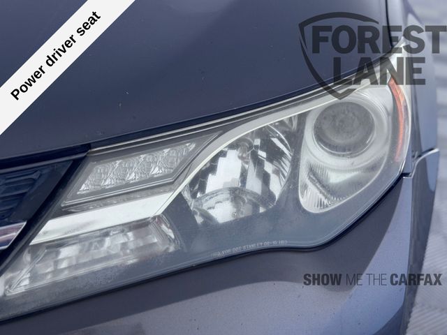 Vehicle image 24 of 40
