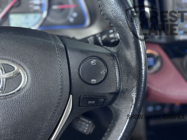 Vehicle image 34 of 40