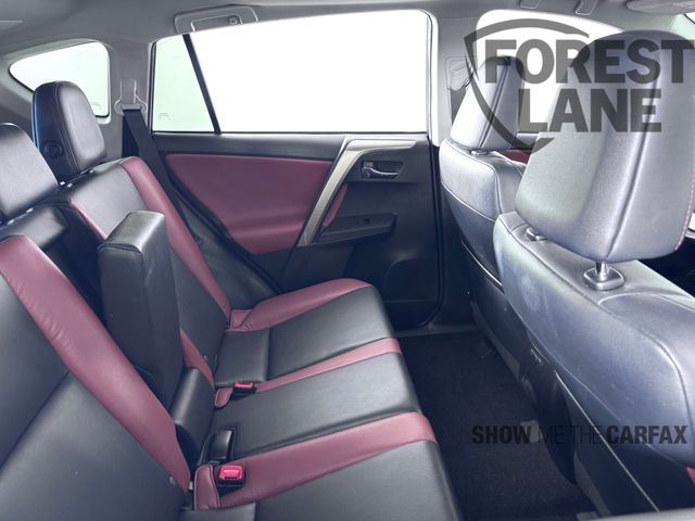 Vehicle image 12 of 40