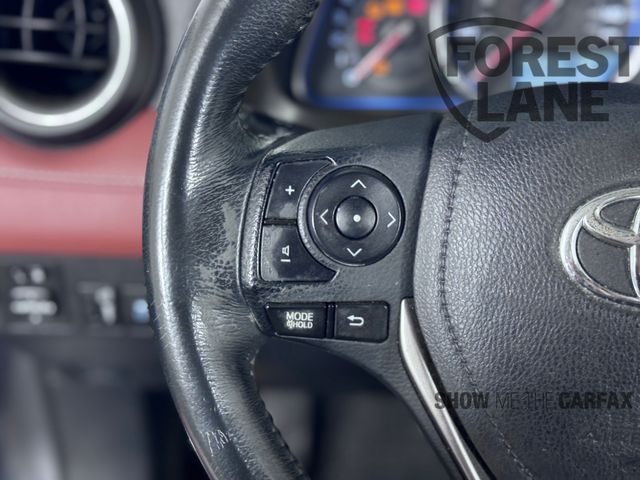 Vehicle image 16 of 40