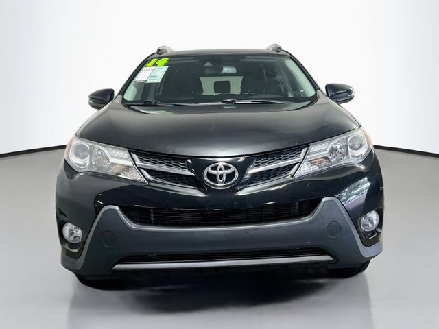 2014 Toyota RAV4 Limited Image 2 of 33