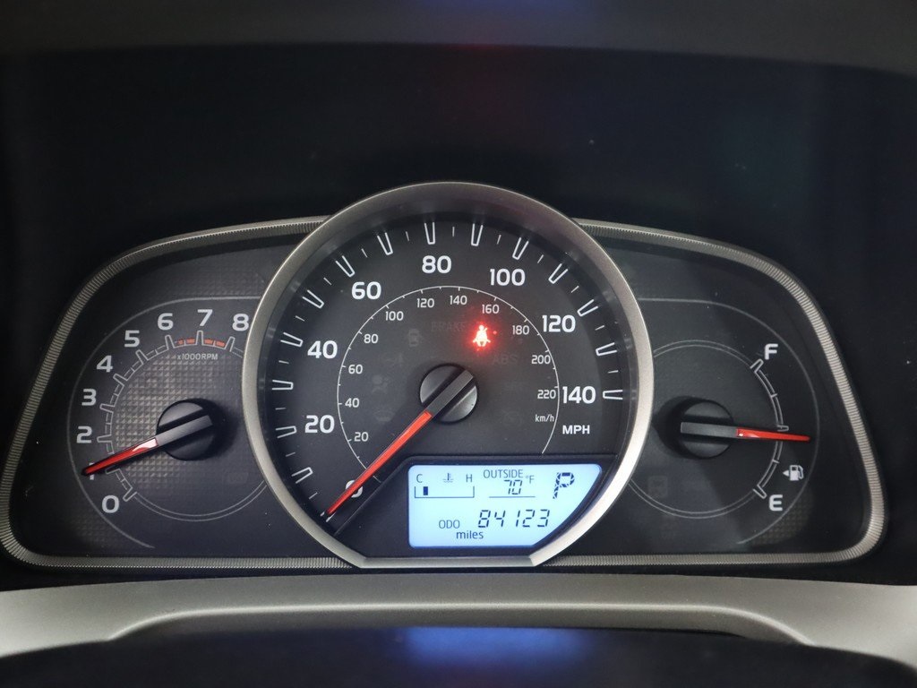 Vehicle image 21 of 37