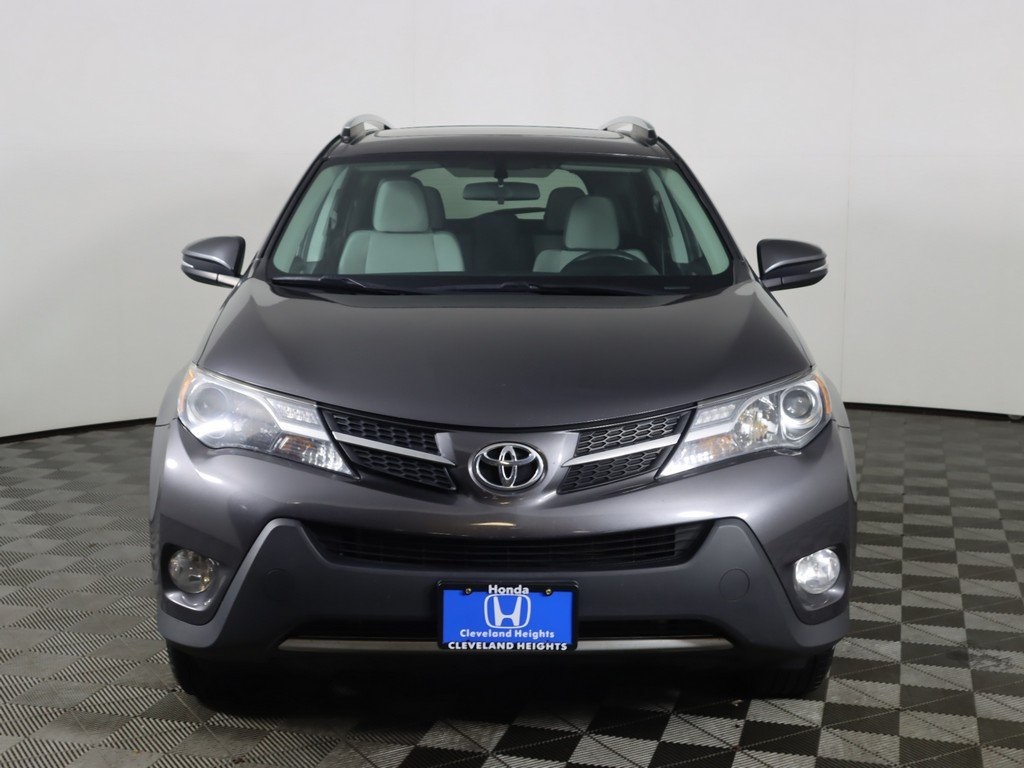 Vehicle image 2 of 37