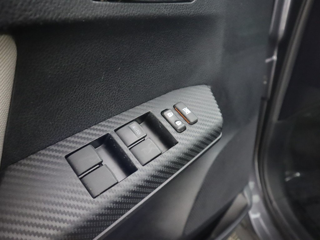 Vehicle image 29 of 37