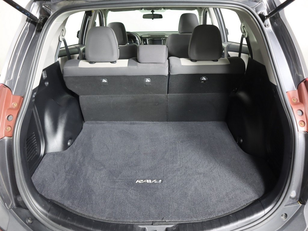 Vehicle image 9 of 37