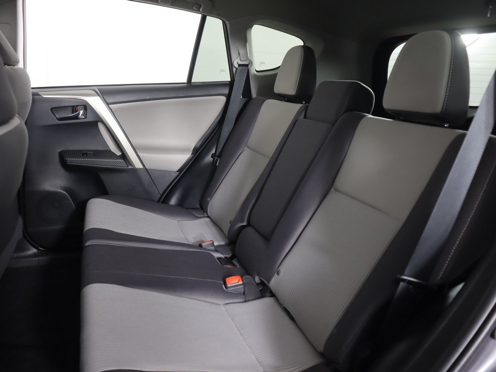 Vehicle image 12 of 37