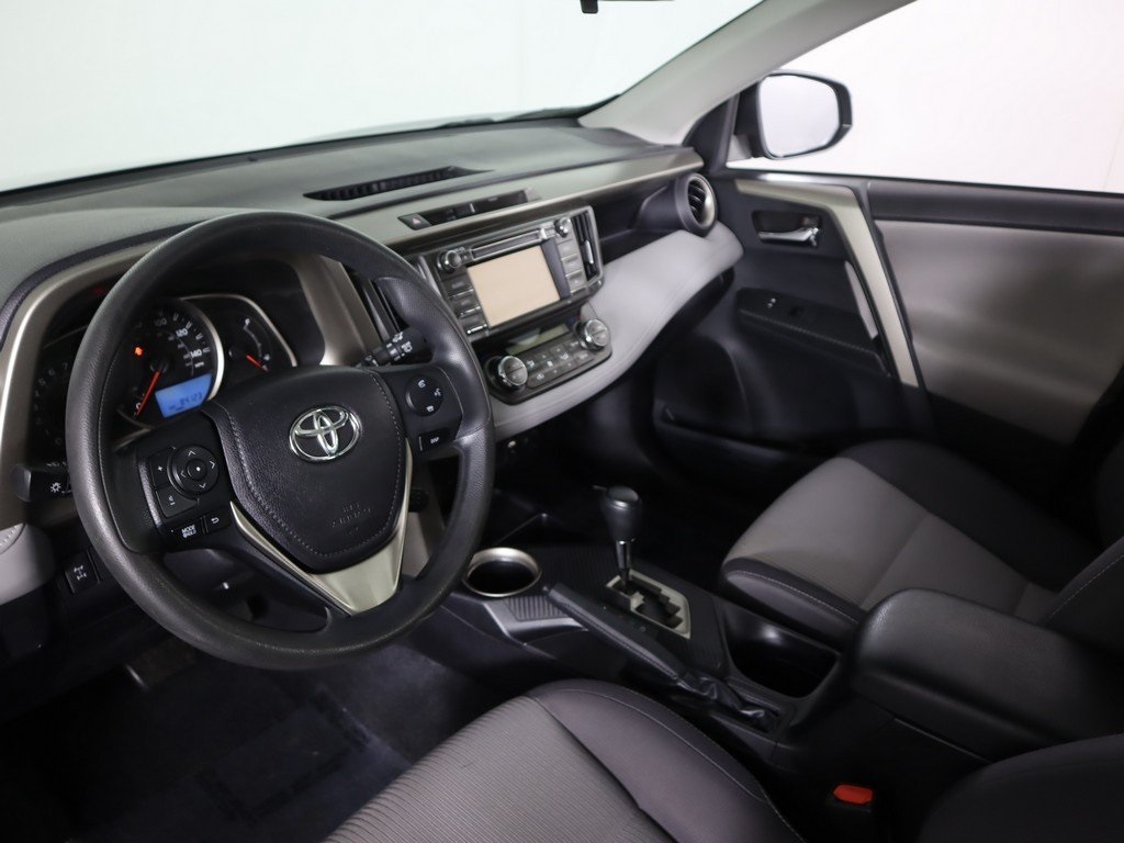 Vehicle image 16 of 37