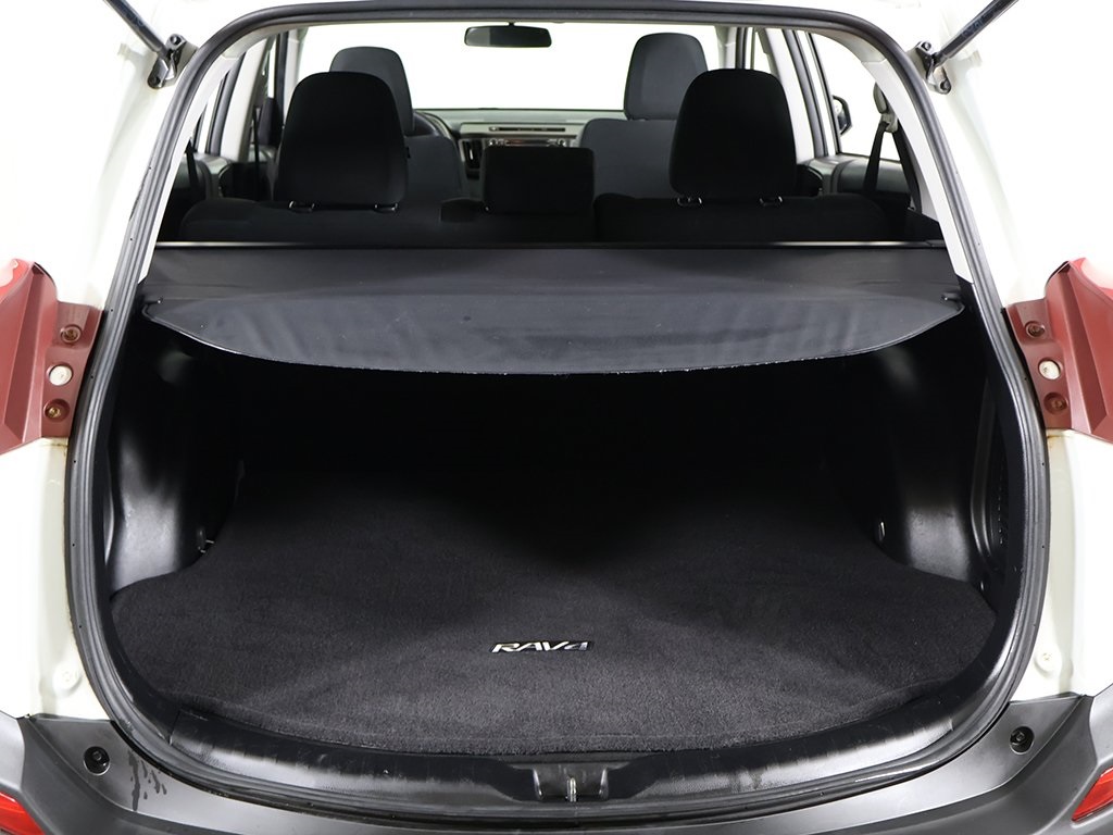 Vehicle image 13 of 45