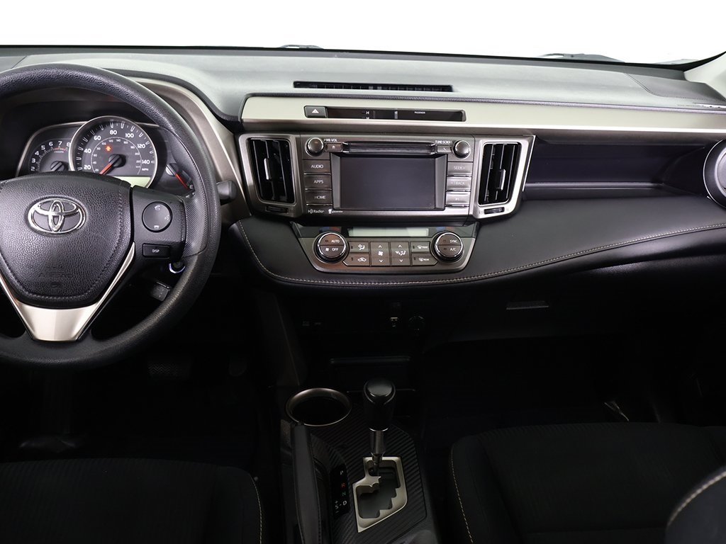 Vehicle image 20 of 45