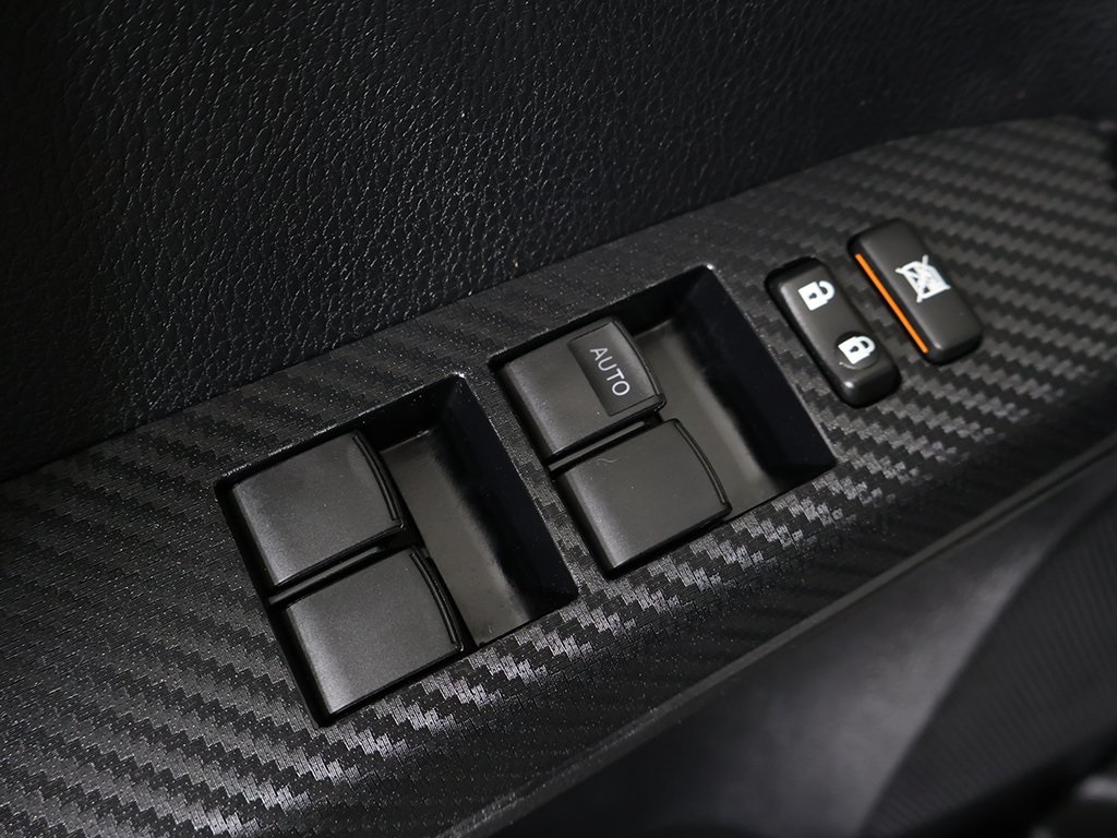 Vehicle image 34 of 45