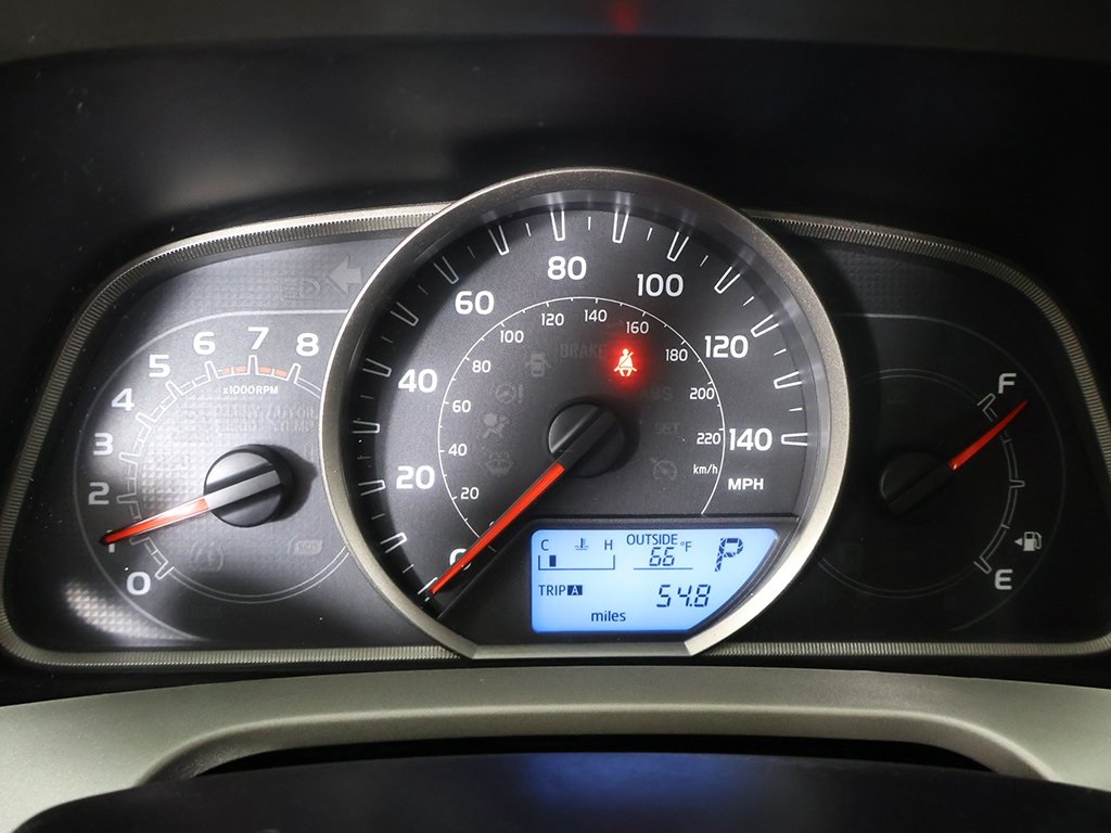 Vehicle image 23 of 45