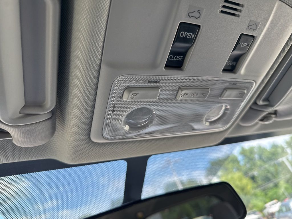 Vehicle image 24 of 24