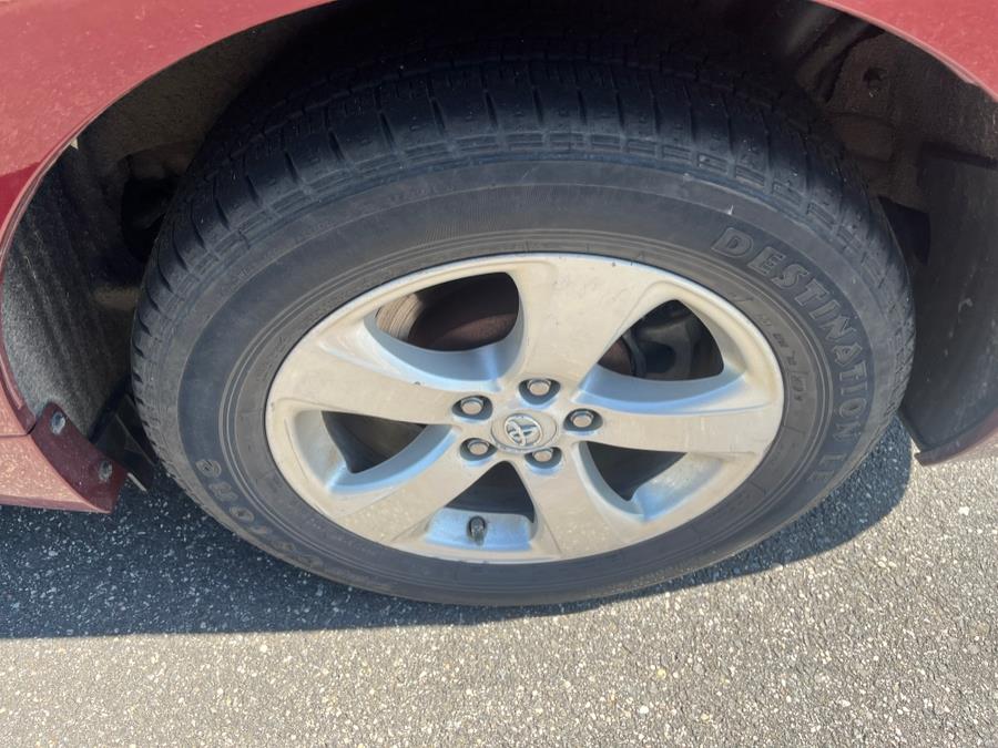 Vehicle image 10 of 23